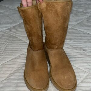 Uggs women classic short II